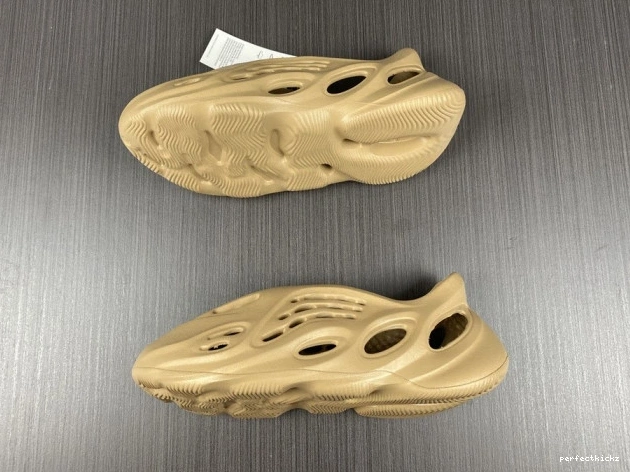 Foam GW3354 Ochre RNNR Adidas Yeezy 0712